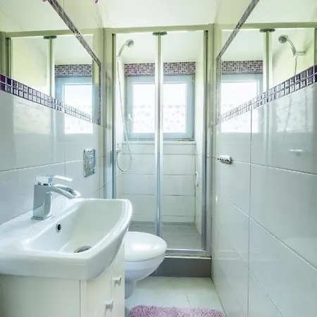 度假居 Dom Na Mazurach Z Jacuzzi, Balia I Sauna *